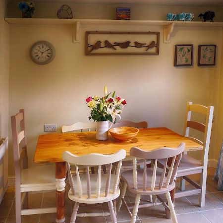 Way Cottage Lechlade Extérieur photo