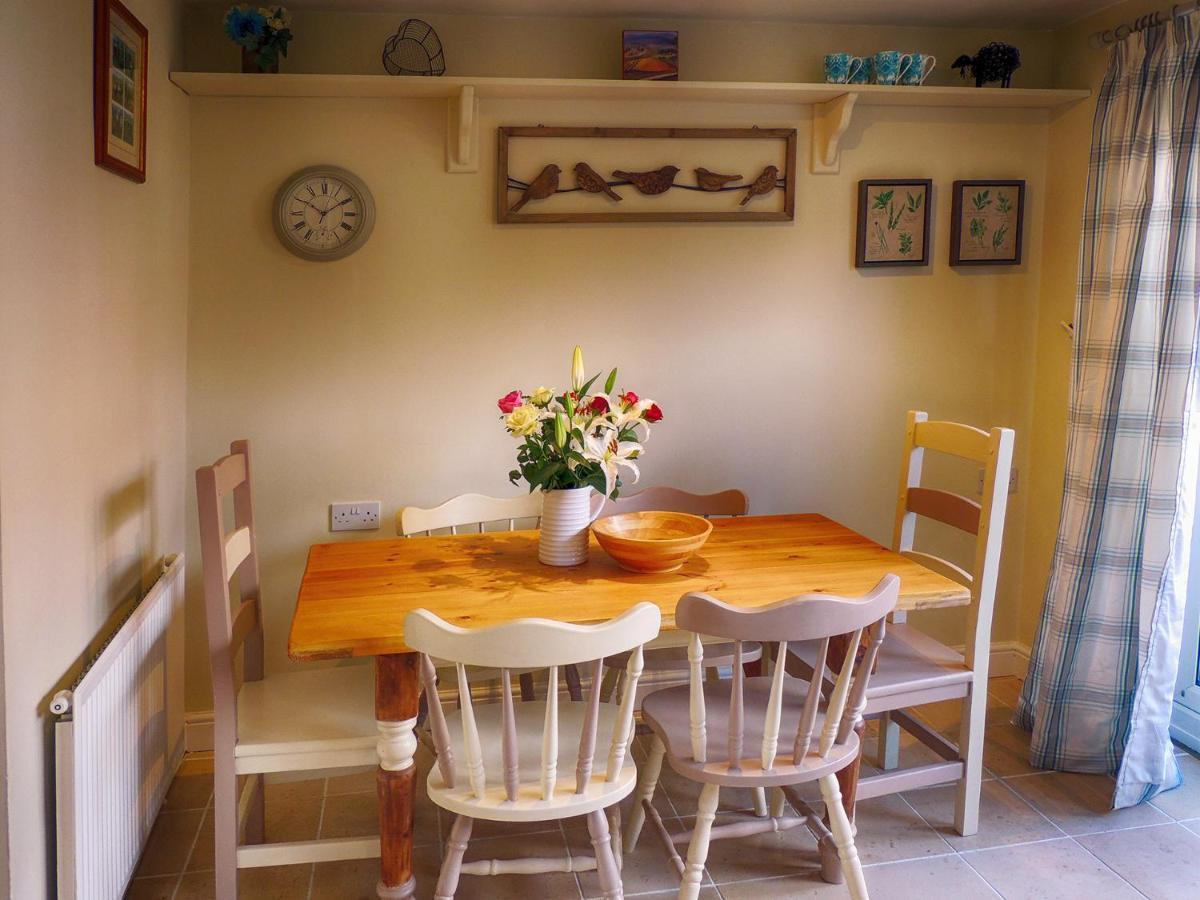 Way Cottage Lechlade Extérieur photo